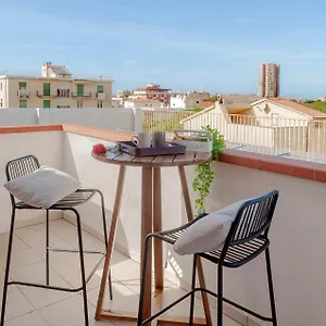 Attico In Centro - Parcheggio Gratuito Livorno